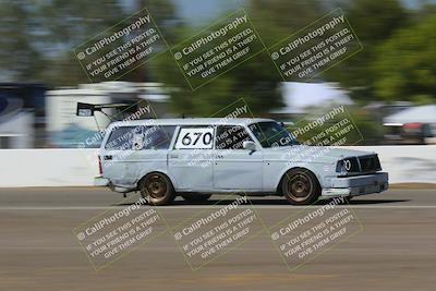 media/Oct-01-2022-24 Hours of Lemons (Sat) [[0fb1f7cfb1]]/130pm (Speed Shots)/